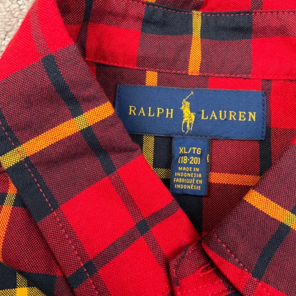 Ralph Lauren classic button